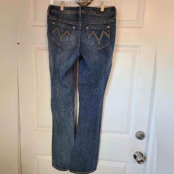 (913) Seven7 Woman's Premium Slim Boot Jeans, Size: 4, Color: Denim Blue - Picture 7 of 14